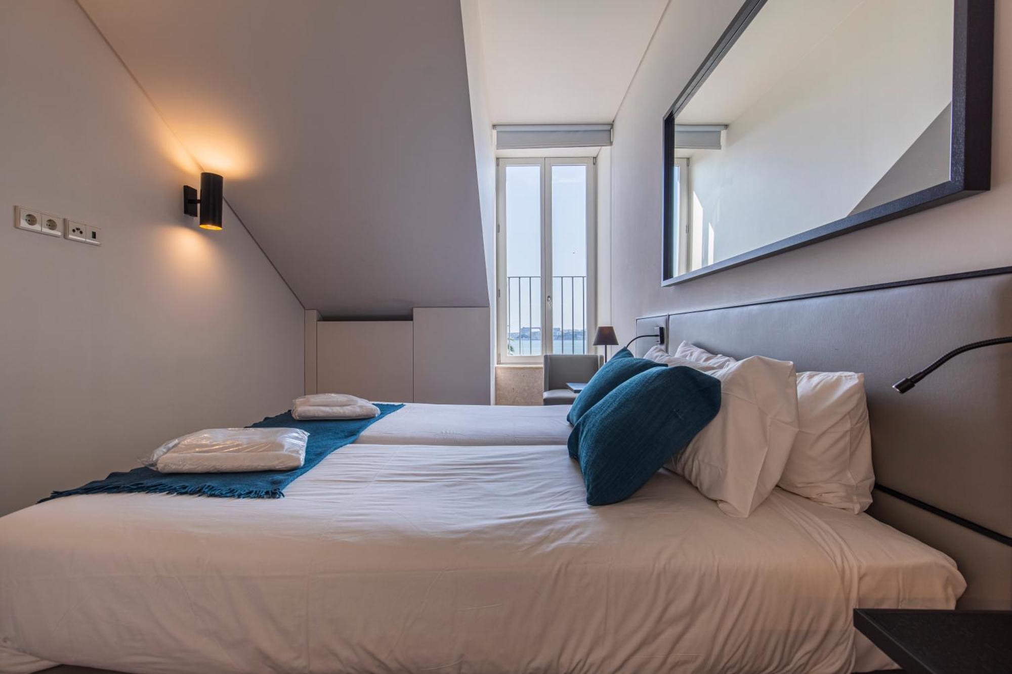 8 Building Apartments Lisbon Exterior photo